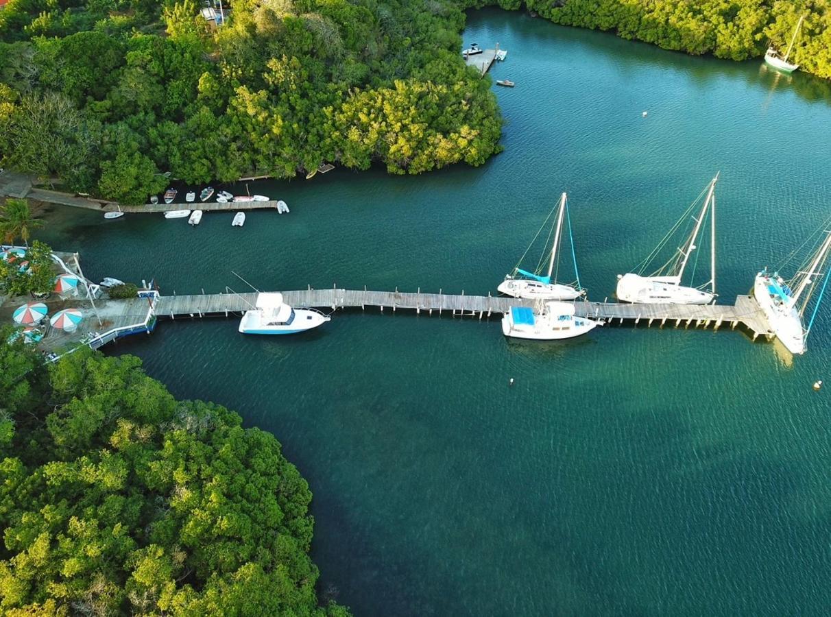 Puerto Blanco Marina & Hotel Luperón 外观 照片