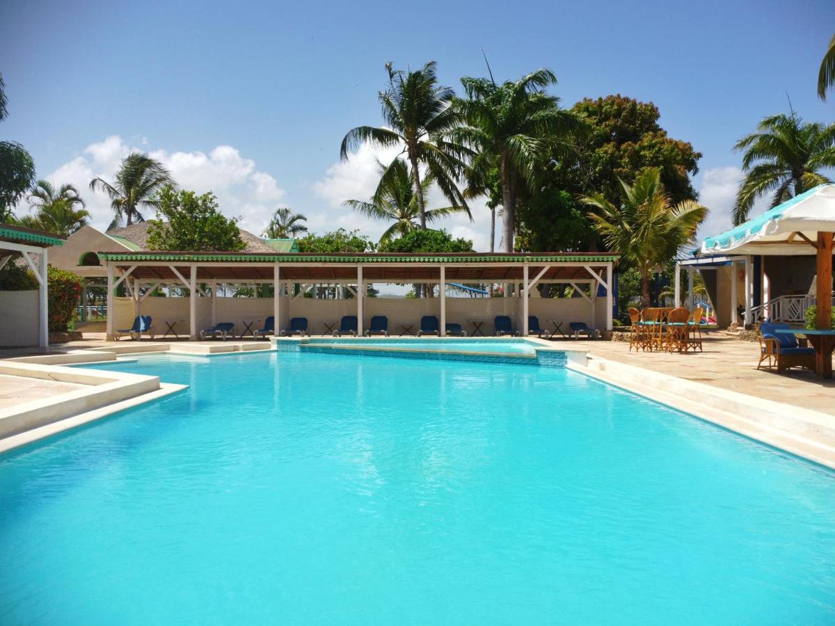 Puerto Blanco Marina & Hotel Luperón 外观 照片